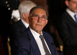 La Russa vende il SUV 'Uaz Patriot' che gli regalò Berlusconi, l'ex Premier lo comprò dopo una scommessa persa con Putin