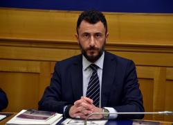Sparo a Capodanno, Luca Campana ritira denuncia per lesioni contro Pozzolo, trovato accordo: “Rimborso del deputato Fdi all'operaio”
