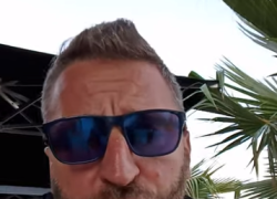 Loris Sabatucci, chi era lo youtuber morto in un incidente aereo in Spagna: i video a 300 km/h, i guai giudiziari