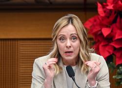 Conferenza stampa Meloni: "Pozzolo sospeso da FdI, è stato irresponsabile. Premierato non tocca i poteri del Capo dello Stato"