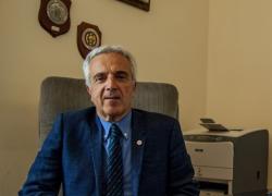 Addio a Maurizio Ortu, morto il presidente dell'Ordine dei medici dell'Aquila per "turbo cancro"; sua la battaglia per obbligo vaccino Covid