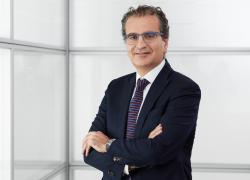 ZEISS, concluso con un fatturato superiore ai €10 mld (+15%) il 2023; previsti €3,5 mld di investimenti nei prossimi 5 anni
