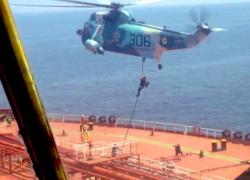 Iran sequestra petroliera Usa nel golfo dell’Oman “su ordine del tribunale”: risposta al “furto” di petrolio subito lo scorso anno dagli Stati Uniti