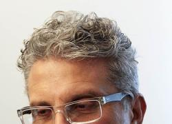Ancona, assolto dopo 6 anni prof accusato di molestie da 3 alunne: "Vittima di una vendetta in classe per aver sequestrato il telefono"