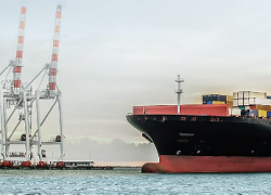 Guerra Israele-Hamas, Shell sospende spedizioni petrolio via Mar Rosso verso Europa "dopo attacchi USA e UK contro Houthi dello Yemen"
