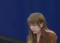 "Biden è un macellaio e Israele sta perdendo: il genocidio di Gaza finirà presto": il discorso di Clare Daly al Parlamento Europeo - VIDEO