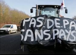 Protesta agricoltori anche in Francia, la marcia dei trattori si allarga a macchia d'olio e punta l'Europa: un'ottima notizia
