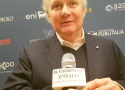 Lucchini (Intesa Sanpaolo): "Tra i tanti temi de 'La Ripartenza' la velocità dei cambiamenti; migliorare posizionamento UE? Serve una Costituzione"