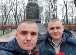 Chi sono Mikhail e Aleksander Kononovich, politici ucraini torturati e arrestati per "propaganda e spionaggio anti Zelensky", presenti nella lista di Gonzalo Lira