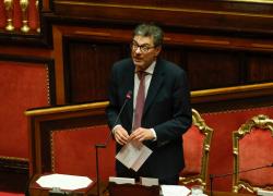 Istat, Pil Italia a +0,9% nel 2023, deficit balza al 7,2%, debito / Pil al 137,3%, Giorgetti: “Colpa del superbonus”