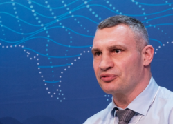 Ucraina, sindaco di Kiev Klitschko contro Zelesnky: "Grave errore licenziare Zaluzhny, mette sue ambizioni sopra quelle dello Stato"