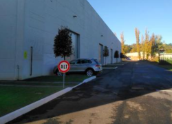 Brescia, operaio 43enne albanese morto in cantiere dopo caduta di 10 metri: "Scivolato mentre riparava tetto di un capannone"