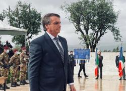 Bolsonaro indagato per falsi certificati sul vaccino Covid per entrare negli Usa, legali: “Non è vero, aveva il passaporto diplomatico”