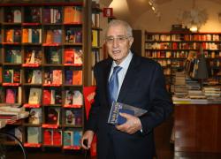 Sequestro di 19 milioni di € a Dell'Utri e alla moglie Miranda Ratti, non dichiarati bonifici ricevuti da Berlusconi 