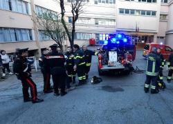 Genova, incendio doloso all'archivio dell'istituto scolastico Montale, la Procura avvia l'indagine