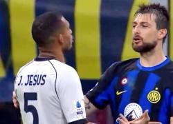 Il calciatore dell'Inter Francesco Acerbi assolto per mancanza di prove dopo il presunto insulto razzista a Juan Jesus: "Sei solo un ne*ro"