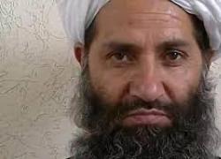 Afghanistan, leader talebano Akhundzada: "Lapideremo le donne adultere in pubblico e le fustigheremo"