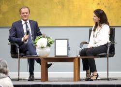 Polonia, il premier Donald Tusk getta benzina sul fuoco: "Guerra con Russia reale, Ue si armi, Nato si prepari"