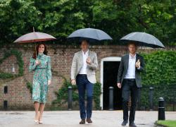 Royal family, Kate e William invitano Harry e Meghan a Londra, ma la duchessa del Sussex verso il rifiuto
