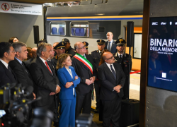 Ferrovie dello Stato,  inaugurato un totem multimediale per ricordare le vittime della Shoah a Roma Tiburtina