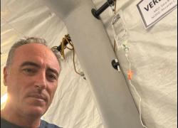 Giulio Gallera, malore improvviso durante Milano Marathon, crolla a terra a 1km dal traguardo: "Ho fatto due flebo, sto meglio"