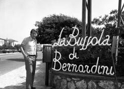La Bussola di Bernardini, una mostra racconta il mitico locale del divismo anni Sessanta