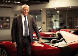 Morto Paolo Pininfarina dopo una lunga malattia, il nipote del fondatore dello storico marchio torinese aveva 65 anni