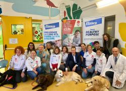 Elanco porta la “Pet Therapy” negli ospedali grazie a For A Smile ETS: riparte il progetto “Basta Una Zampa” nel reparto pediatrico dell'Azienda Socio Sanitaria Territoriale Santi Paolo e Carlo di Milano 