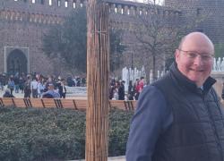 Giampaolo Berni Ferretti (Municipio 1 Milano): "Silvio Berlusconi? Più soli senza il cavaliere illuminato". VIDEO