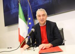 Domenico Arcuri, chiesto 1 anno e 4 mesi a ex commissario emergenza Covid per mascherine dalla Cina: abuso d'ufficio