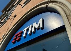 Tim, Asati ritira la lista per il rinnovo del Cda e si schiera con quella del management, Labriola Ad e Figari Presidente