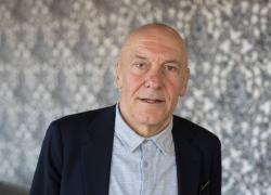 Il Riformista, Velardi nuovo direttore dopo la parentesi Barbano, passato alla direzione del Messaggero: fu tra i fondatori nel 2002