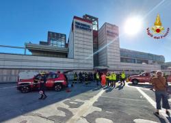 Genova, quattro indagati per l'incendio al Terminal traghetti, al via la perizia per accertare le cause