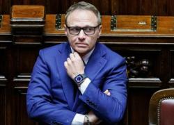Lollobrigida: "Antifascismo è un termine troppo generico e purtroppo ha portato tanti morti". Il cognato più amato dagli italiani colpisce ancora e ci regala un'altra perla