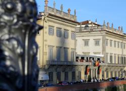 Solidarietà, palazzo Corsini di Firenze ospita il Florence Vintage Market a favore di FILE
