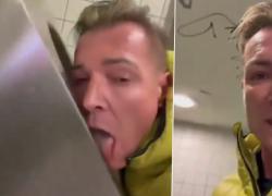 Martin Neumaier, politico gay tedesco di FDP lecca i bagni pubblici e lo scopino per il wc - VIDEO