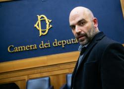 Saviano non invitato alla fiera del libro di Francoforte: perché sarebbe dovuto essere lì?
