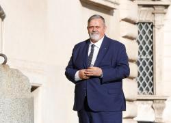 Festa della Repubblica. Paolo Capone, Segretario Generale UGL: “La ricorrenza del 2 giugno sottolinea il valore fondante del lavoro per la Repubblica italiana”