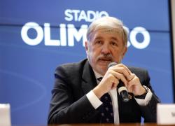 Marco Bucci operato per un tumore alla pelle: "Metastasi linfonodale cutanea", intervento riuscito per il sindaco di Genova