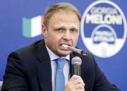 Lollobrigida, il cognatone più amato d'Italia, giustamente preferisce il caro vecchio cannone alla cannabis light: è il nuovo Pannella?