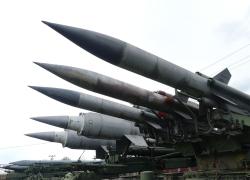 Guerra mondiale ormai alle porte, siamo a una svolta epocale e fanno di tutto per non farlo vedere