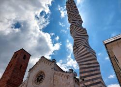 Pietrasanta, la grande mostra dell’estate “firmata” dall’artista sudcoreano Park Eun Sun