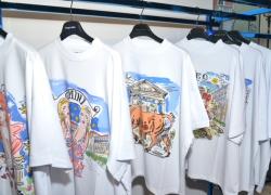 Nuove tendenze: arriva la  t-shirt d’artista ispirata ai 12 segni zodiacali abbinati a luoghi iconici del Belpaese