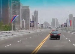 Putin in Corea del Nord, pronta la parata per l'arrivo dello zar: sue foto e bandiere russe lungo le strade - VIDEO
