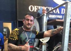Malore improvviso per Antonio Gerace, kickboxer morto a 51 anni durante allenamento, denunciati 2 italiani per vendita illegale di sostanze anabolizzanti