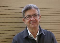 Elezioni Francia, risultati definitivi: Nfp primo partito con 182 seggi, Mélenchon: "Macron ci dia un nostro premier al posto di Attal o se ne vada”