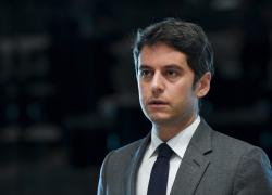 Macron rifiuta le dimissioni di Attal: "Resti per garantire stabilità", permanenza almeno fino al termine Olimpiadi (11 agosto)