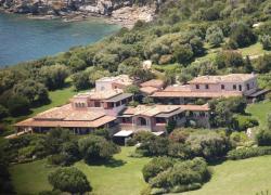 Villa Certosa in vendita, il Four Seasons di Bill Gates interessato alla dimora estiva di Silvio Berlusconi