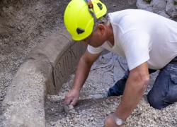 Pompei, scoperta tomba di un militare illustre durante i lavori di risanamento nell'edificio di San Paolino
