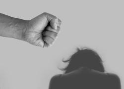 Aggressione al giornalista Andrea Joly, il dibattito in Italia ancora fermo alla contrapposizione tra fascismo e antifascismo